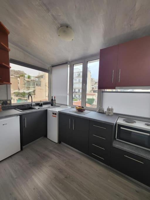 Apartamento Under The Hill Atenas Exterior foto