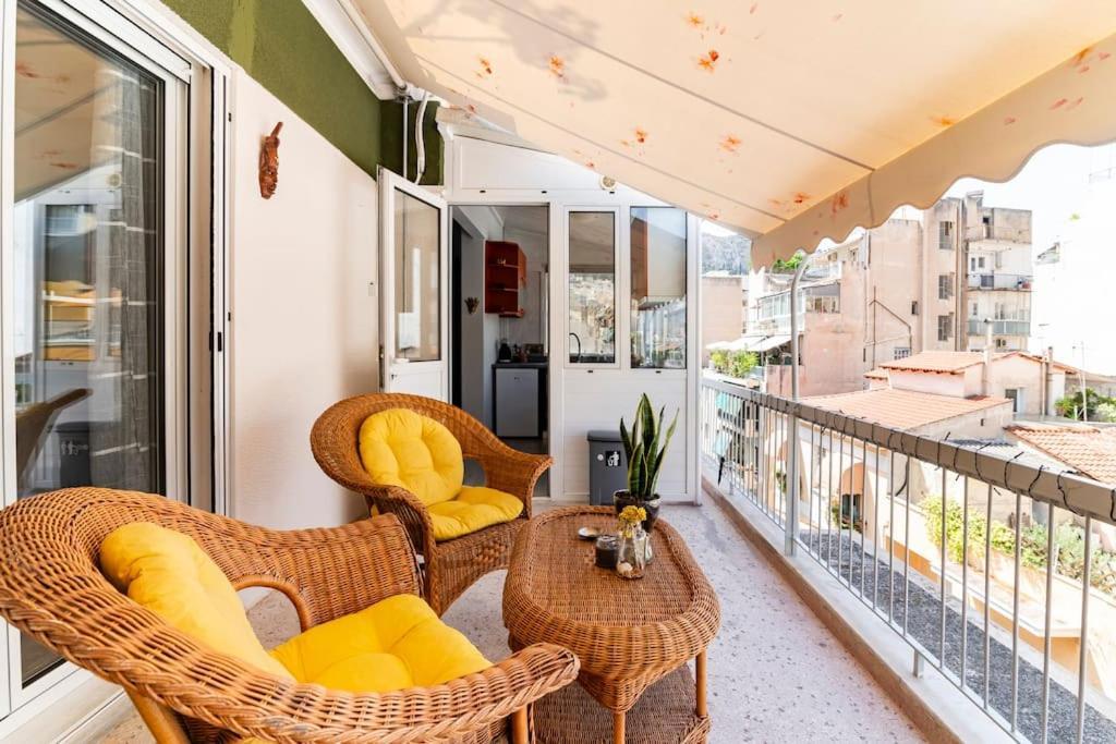 Apartamento Under The Hill Atenas Exterior foto